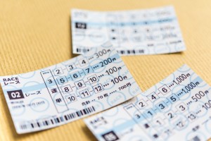 ヘッダー画像＿競馬セブン(七騎の会)から見る競馬予想情報